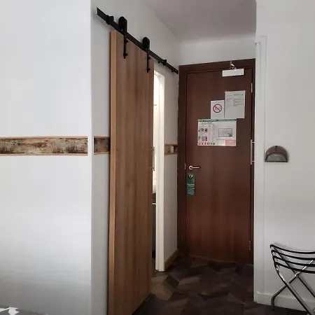 Hotel De La Gare Modane